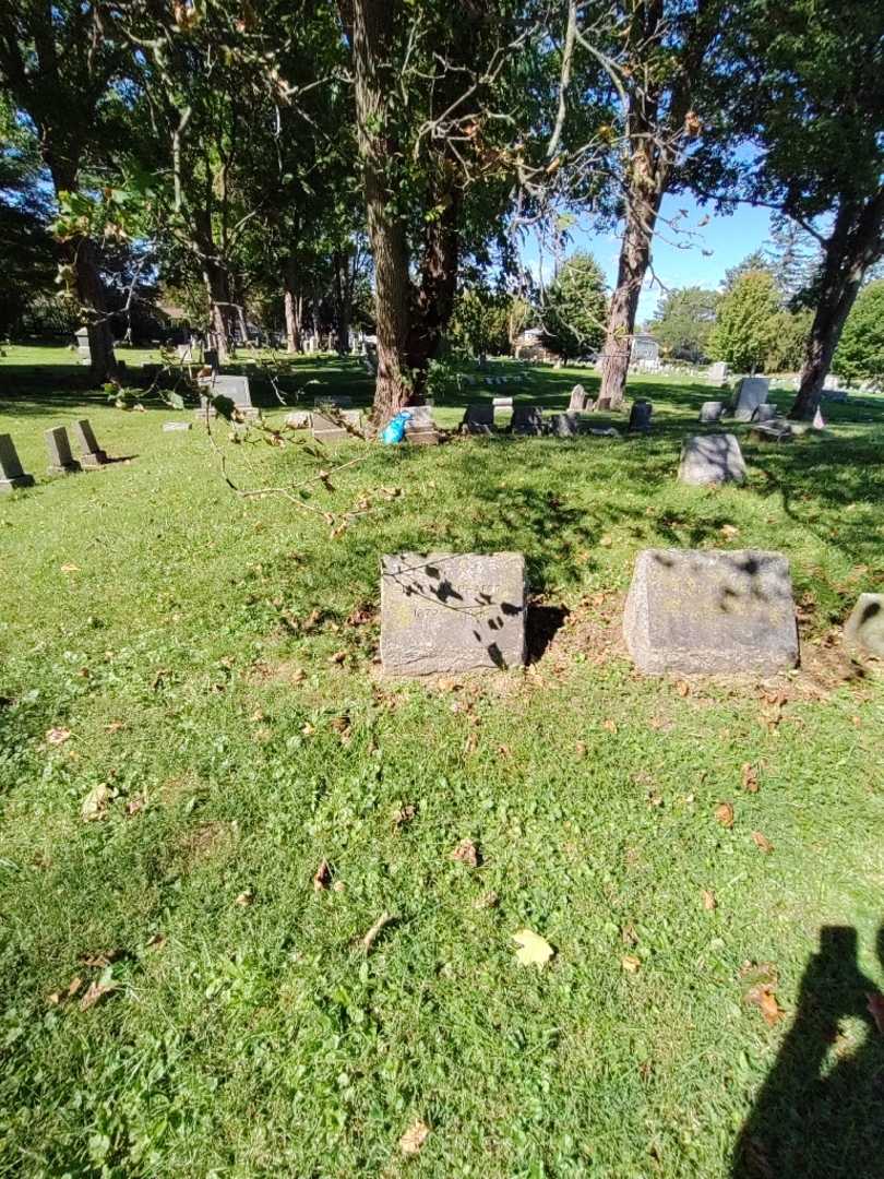 Lucy M. Schafer's grave. Photo 1