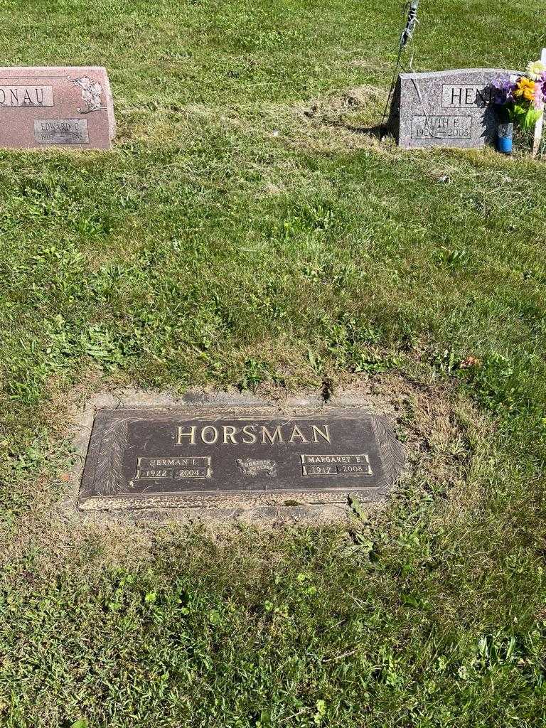 Margaret E. Horsman's grave. Photo 2