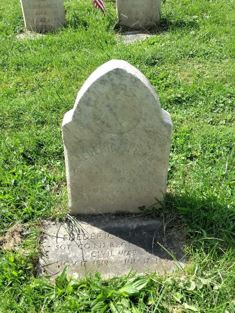 Frederick Fickies's grave. Photo 2