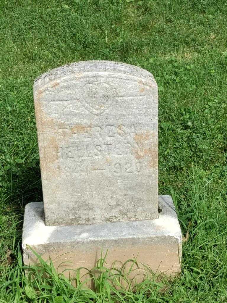 Theresa Hellstern's grave. Photo 3