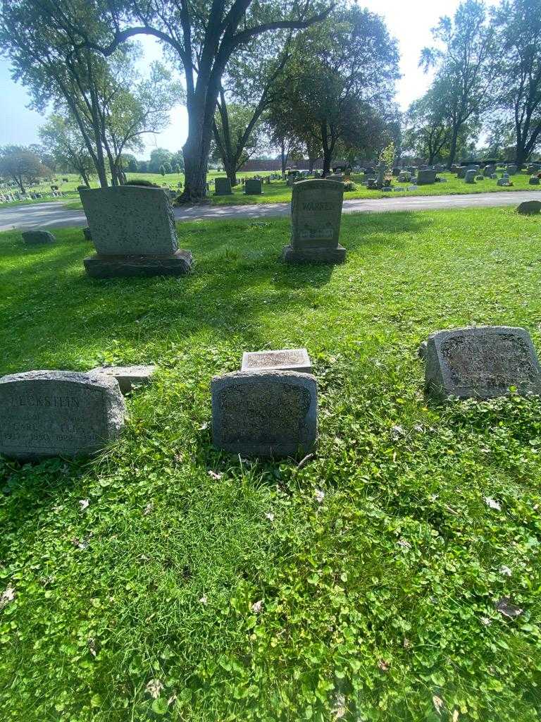 Faith B. Harmer's grave. Photo 1