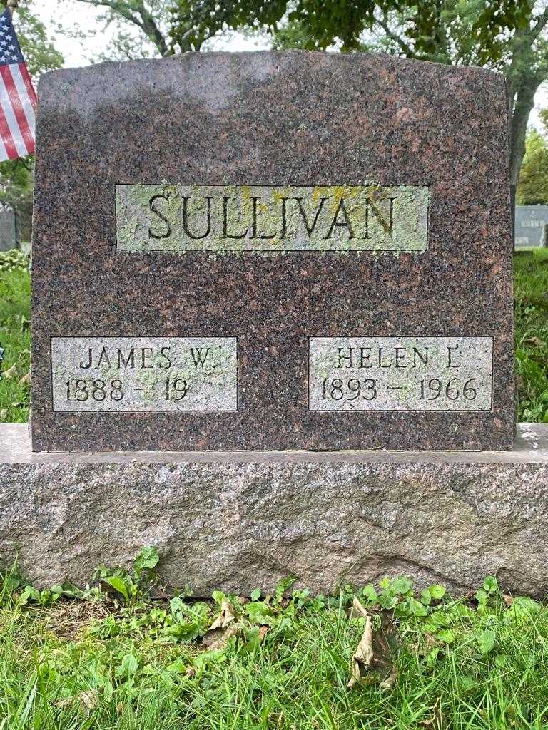 Helen L. Sullivan's grave. Photo 3