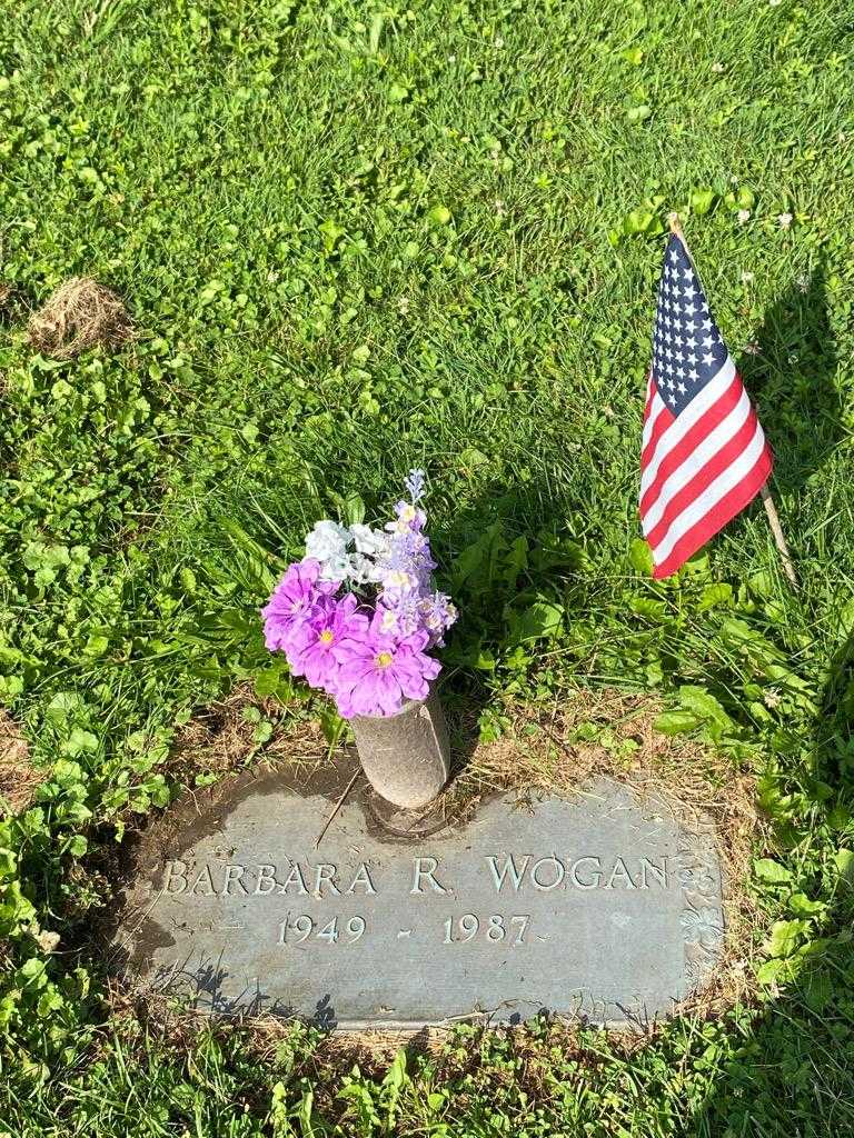 Barbara R. Wogan's grave. Photo 3