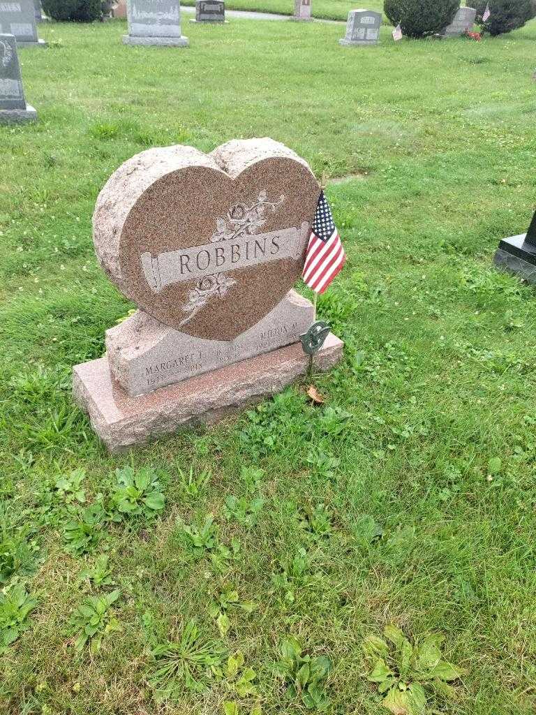 Margaret T. Robbins's grave. Photo 2
