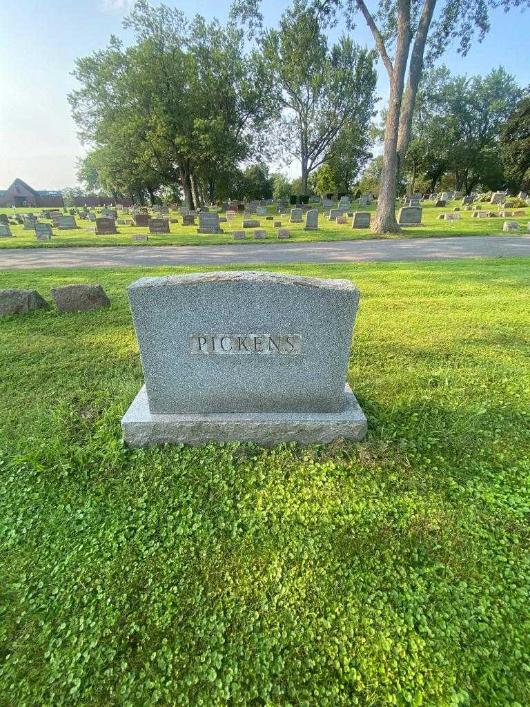 Florence M. Pickens's grave. Photo 4