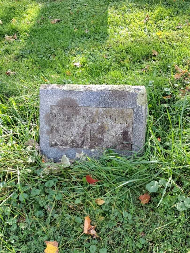 Forrest Lovely's grave. Photo 2