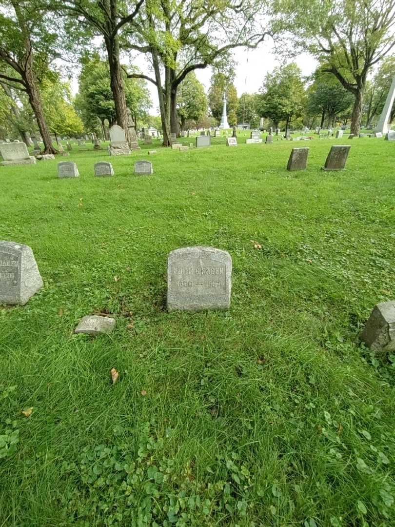 Edith G. Hagen's grave. Photo 1