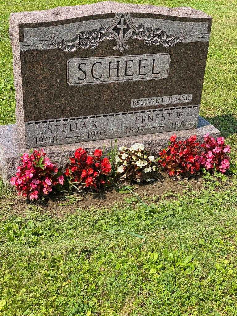 Ernest W. Scheel's grave. Photo 3