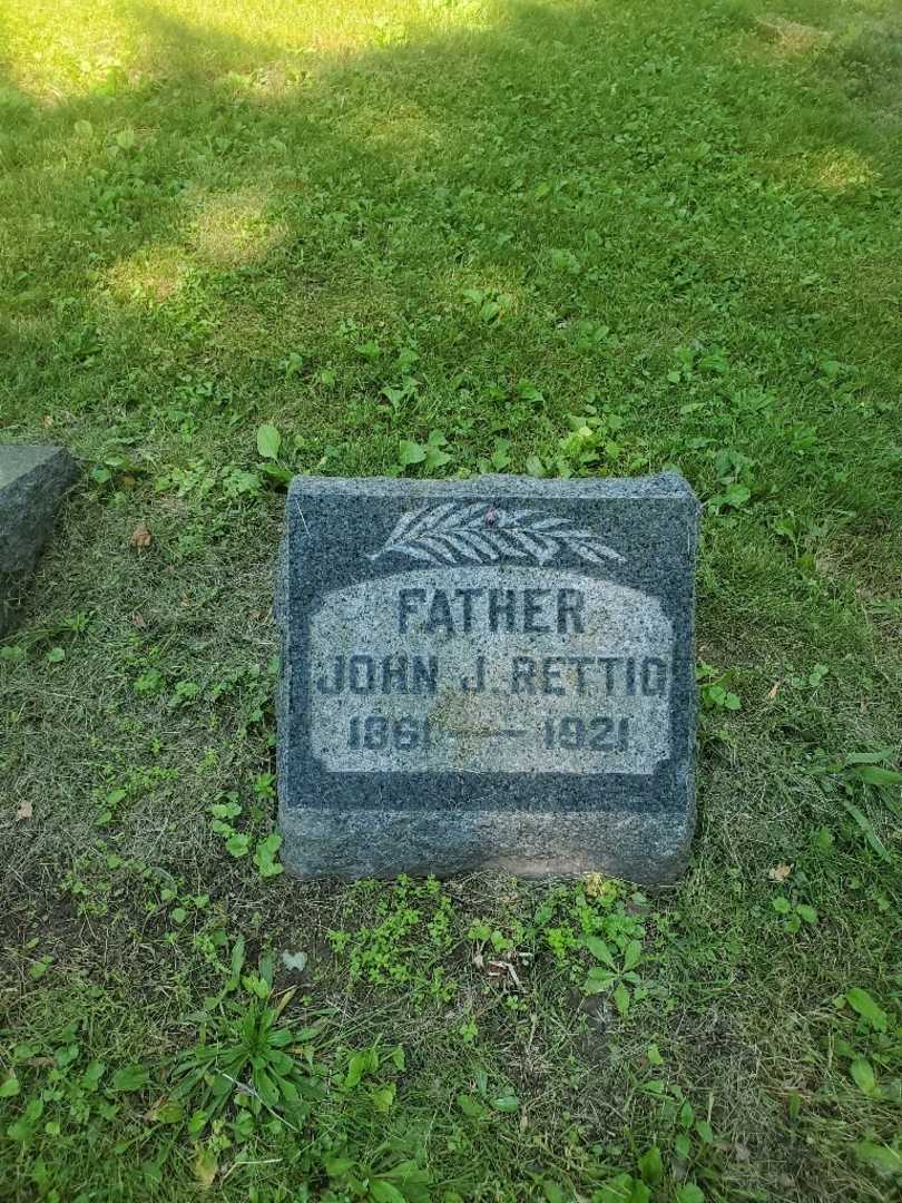 John J. Rettig's grave. Photo 2