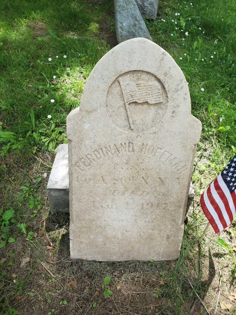 Ferdinand "Fred" Hoffman's grave. Photo 4