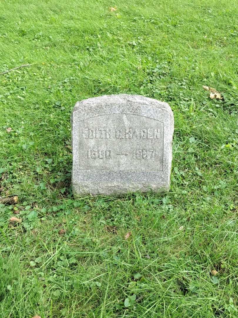 Edith G. Hagen's grave. Photo 2