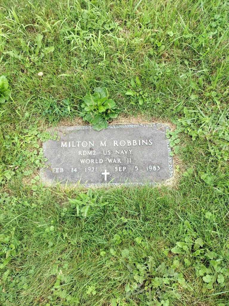 Milton M. Robbins's grave. Photo 3