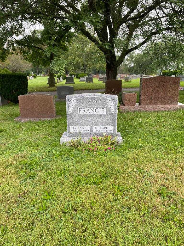 Evelyn G. Francis's grave. Photo 2