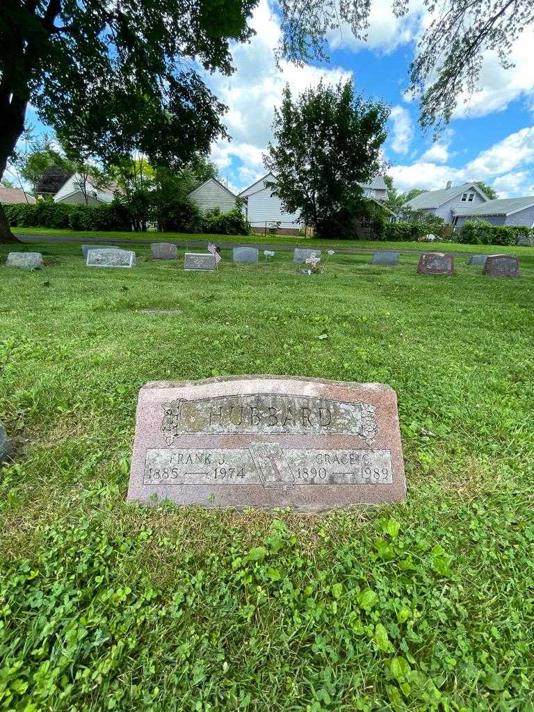 Frank J. Hubbard's grave. Photo 1