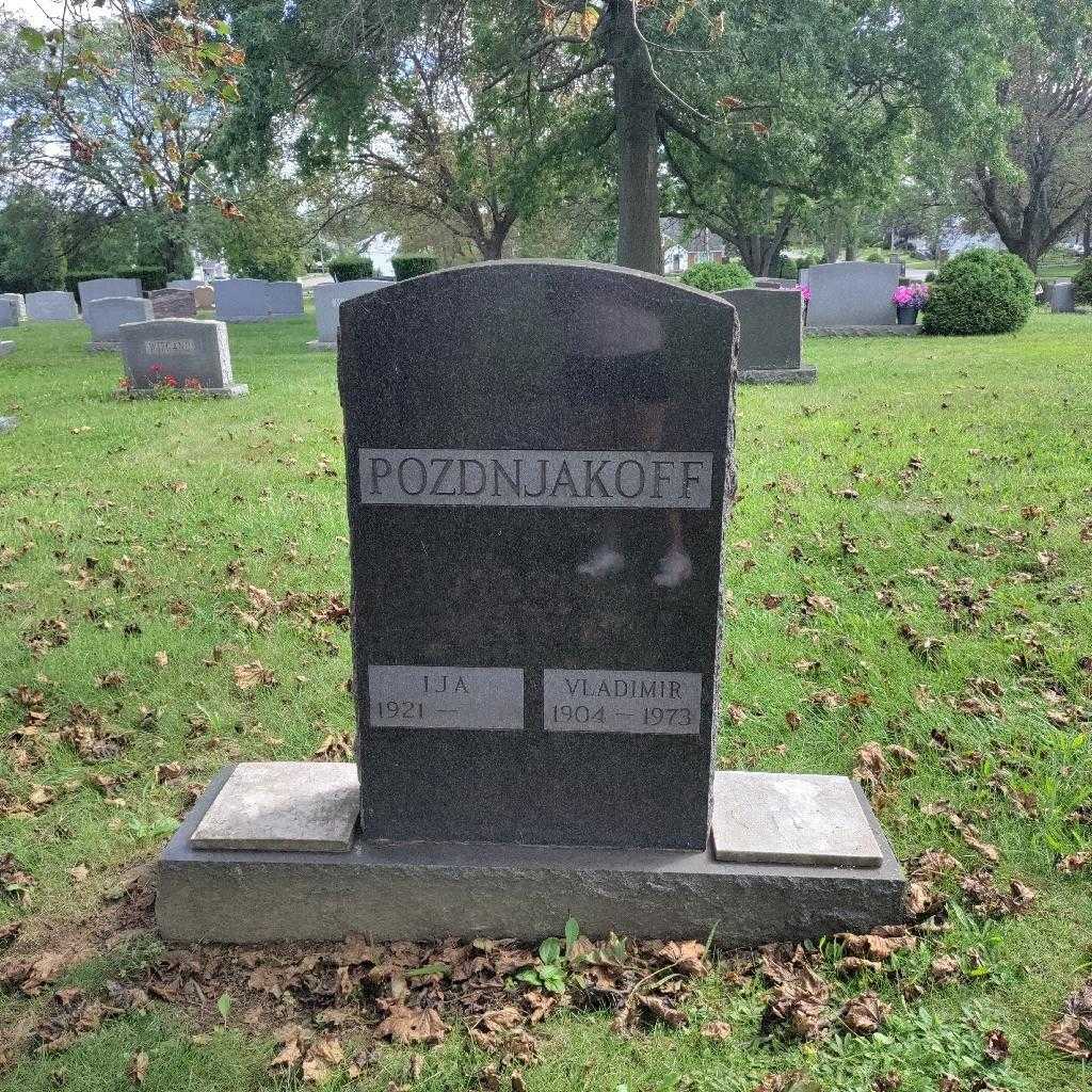 Vladimir Pozdnjakoff's grave. Photo 2