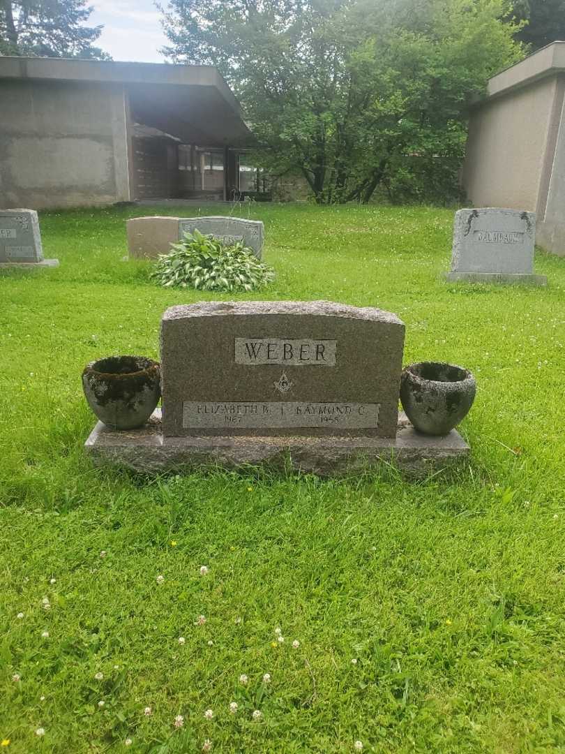 Raymond C. Weber's grave. Photo 3