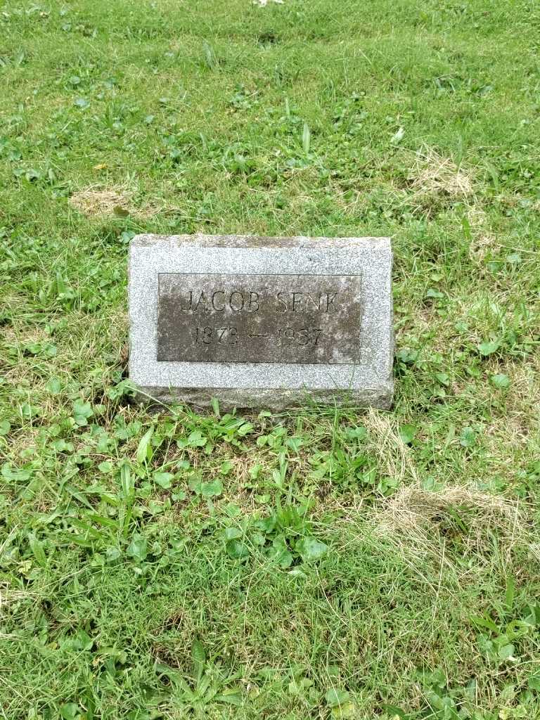 Jacob Senk's grave. Photo 3