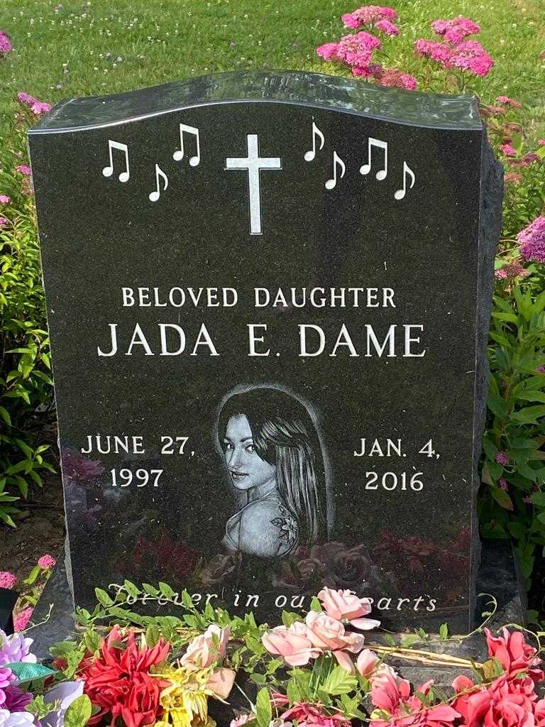 Jada E. Dame's grave. Photo 1
