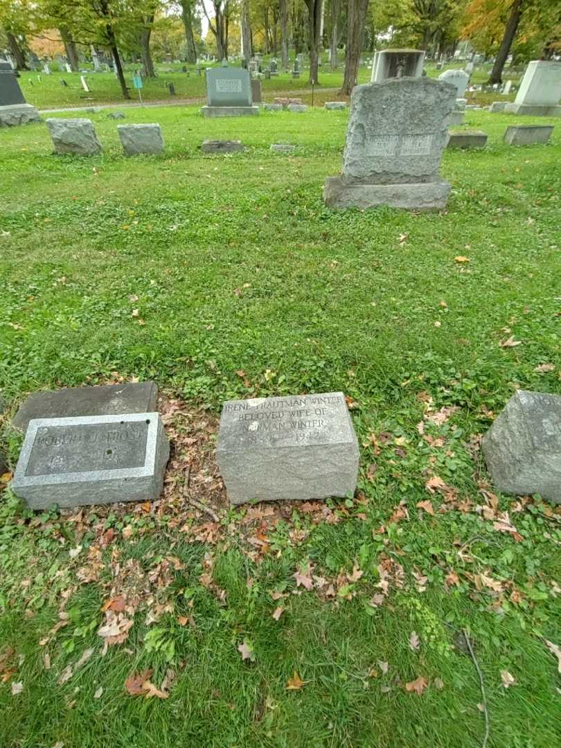 Irene Trautman Winter's grave. Photo 1