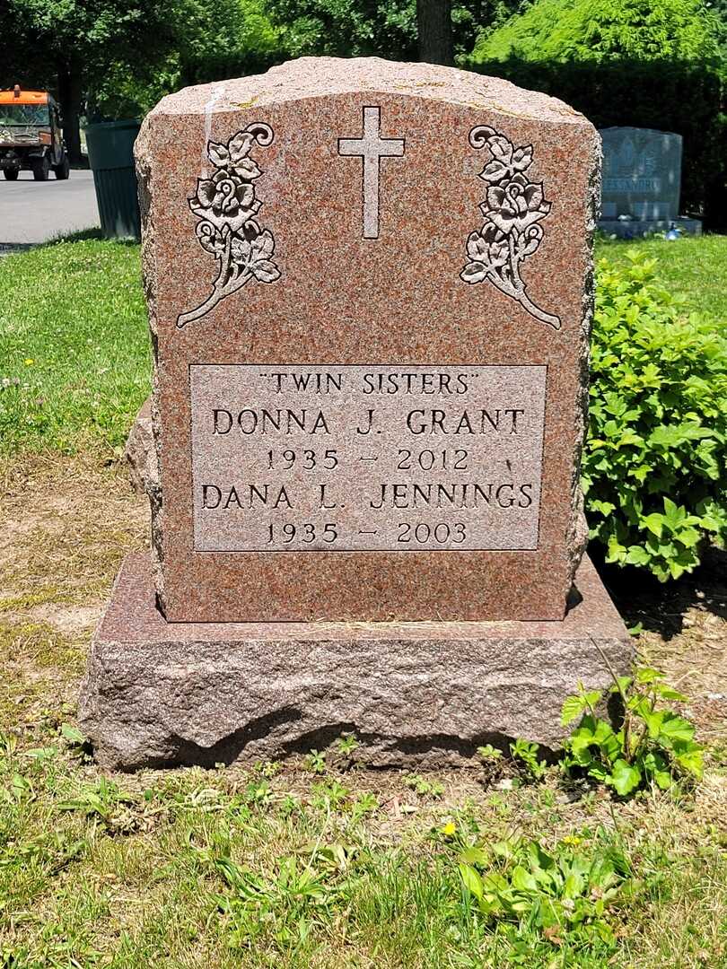 Dana L. Jennings's grave. Photo 3