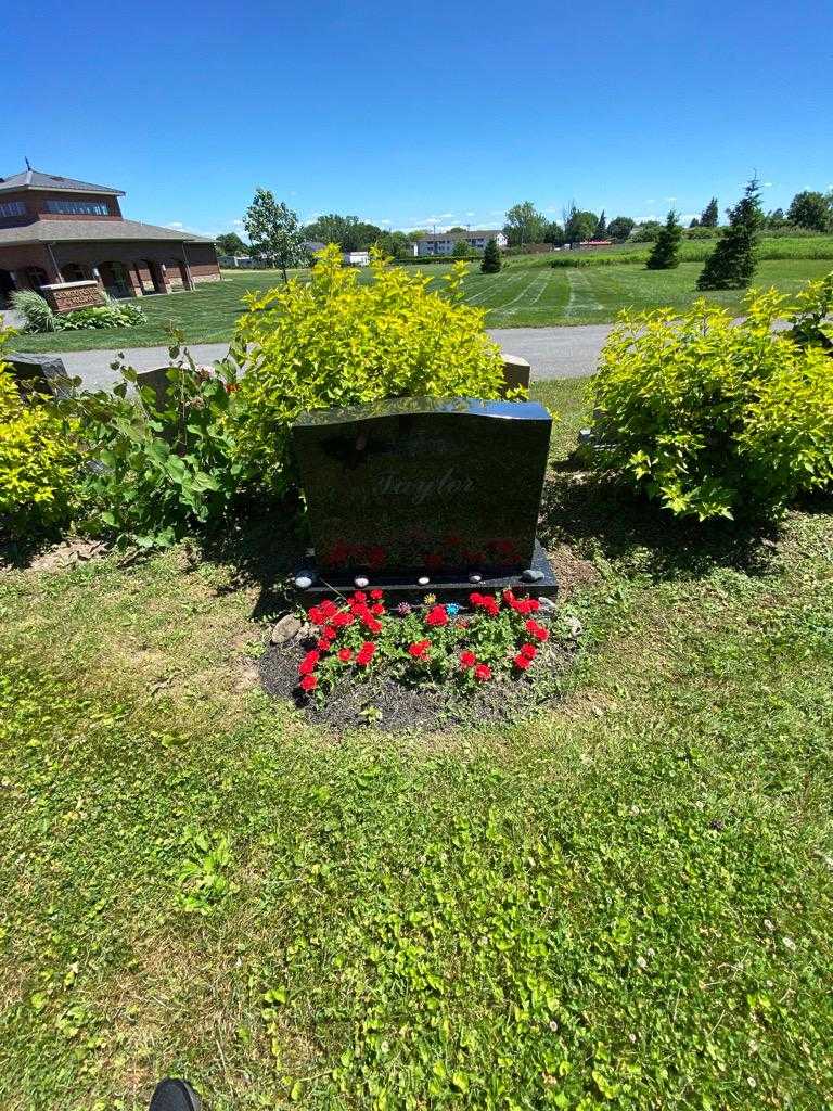 Douglas A. Taylor's grave. Photo 1