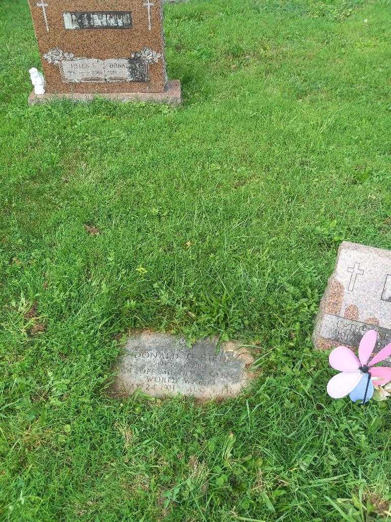 Donald G. Rieth's grave. Photo 1