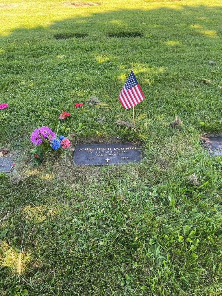 John Joseph Dominski's grave. Photo 2