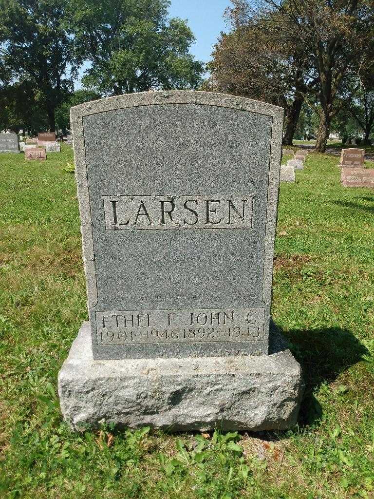 John C. Larsen's grave. Photo 2