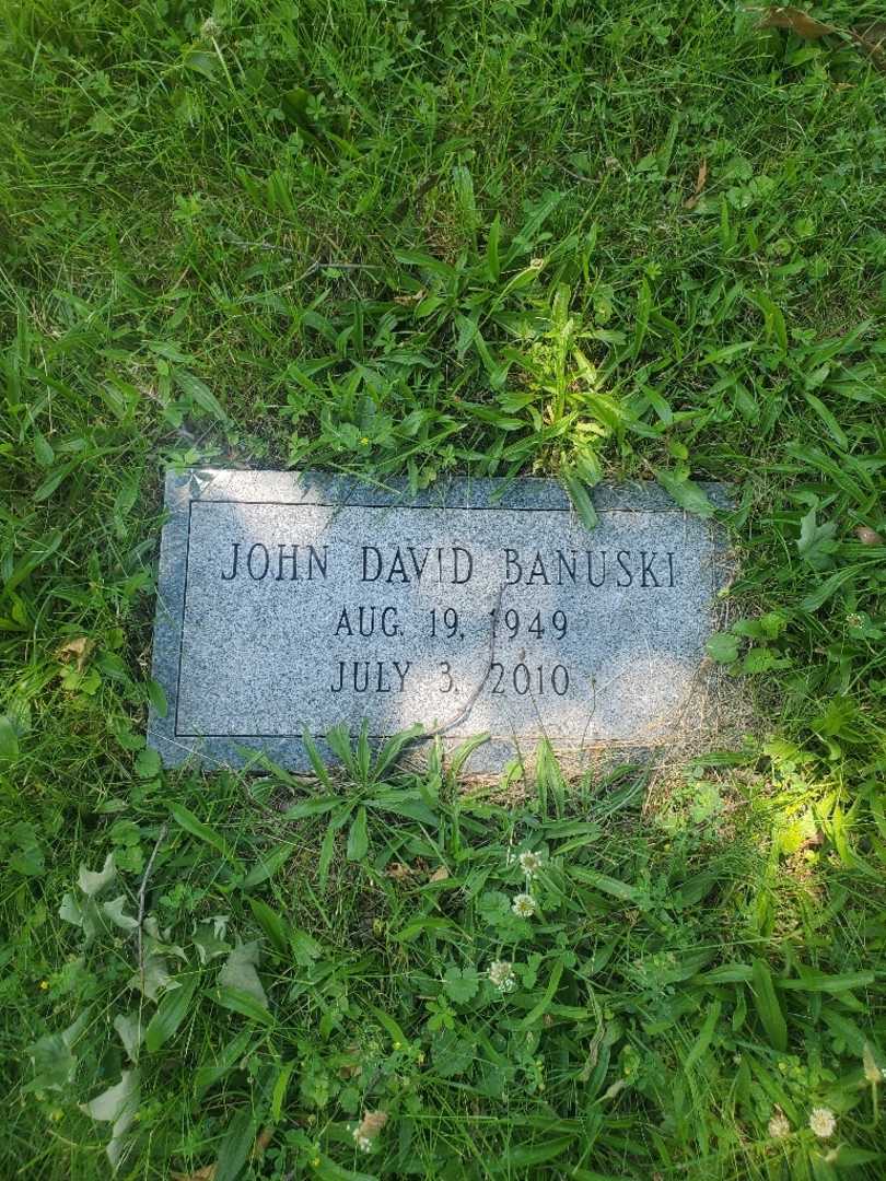 John David Banuski's grave. Photo 3