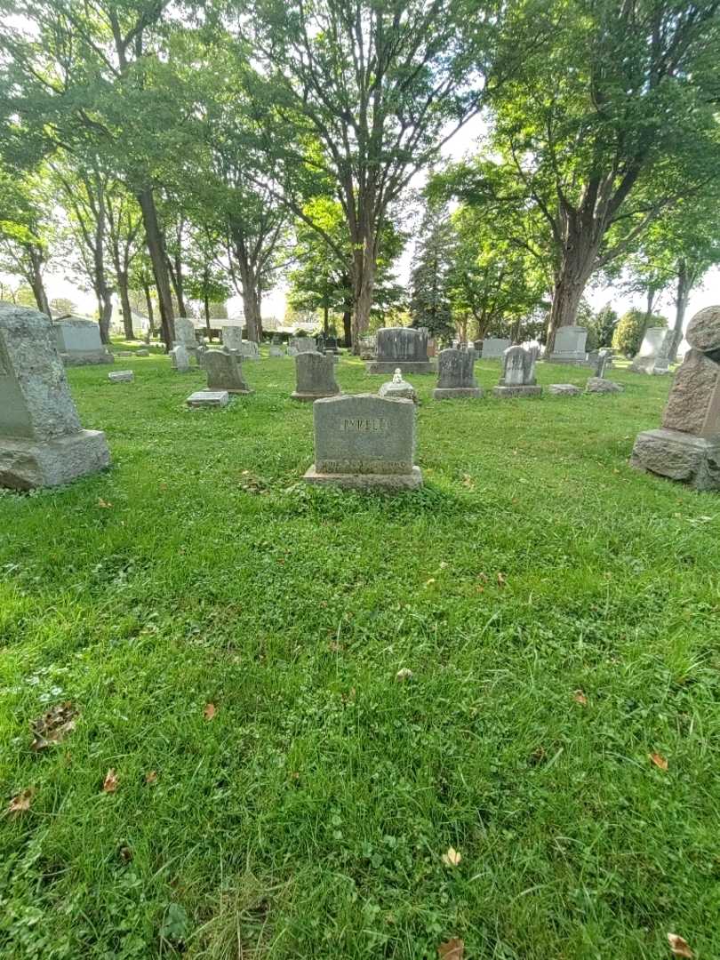 Rollie Miller Tyrell's grave. Photo 1