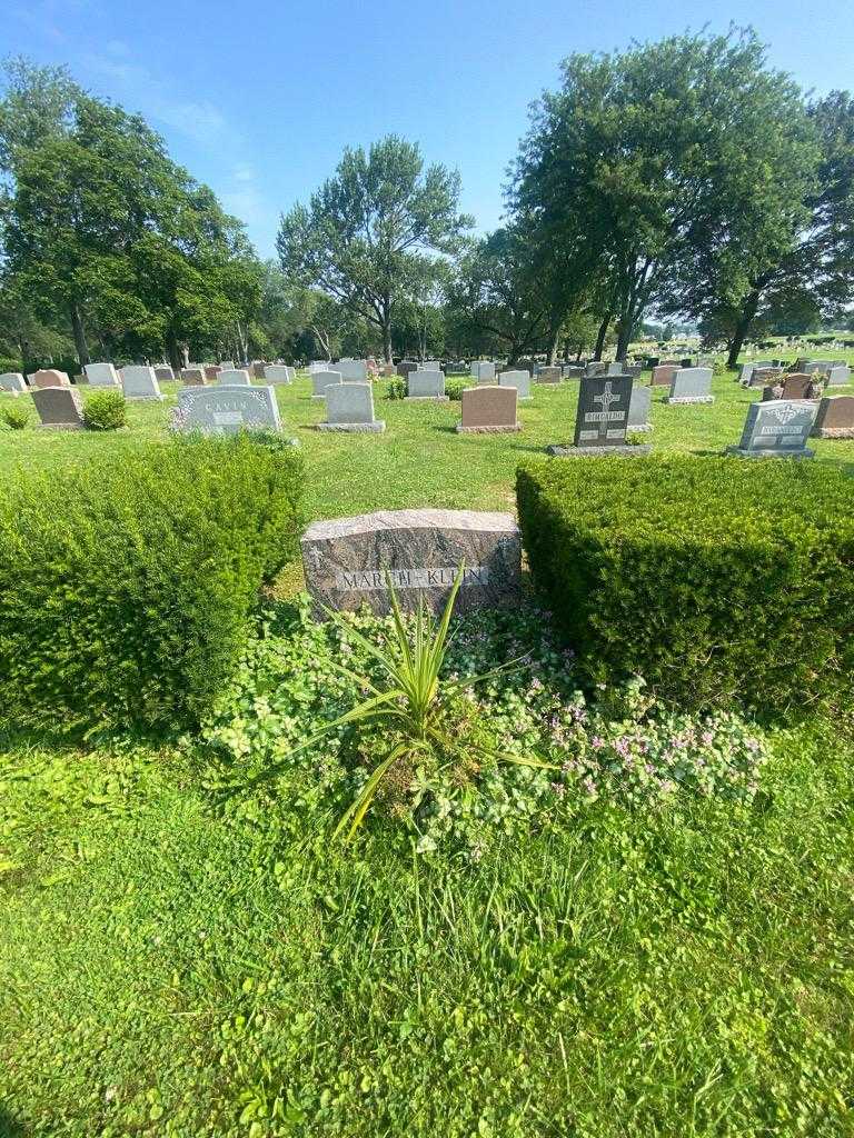 Irma O. March's grave. Photo 1
