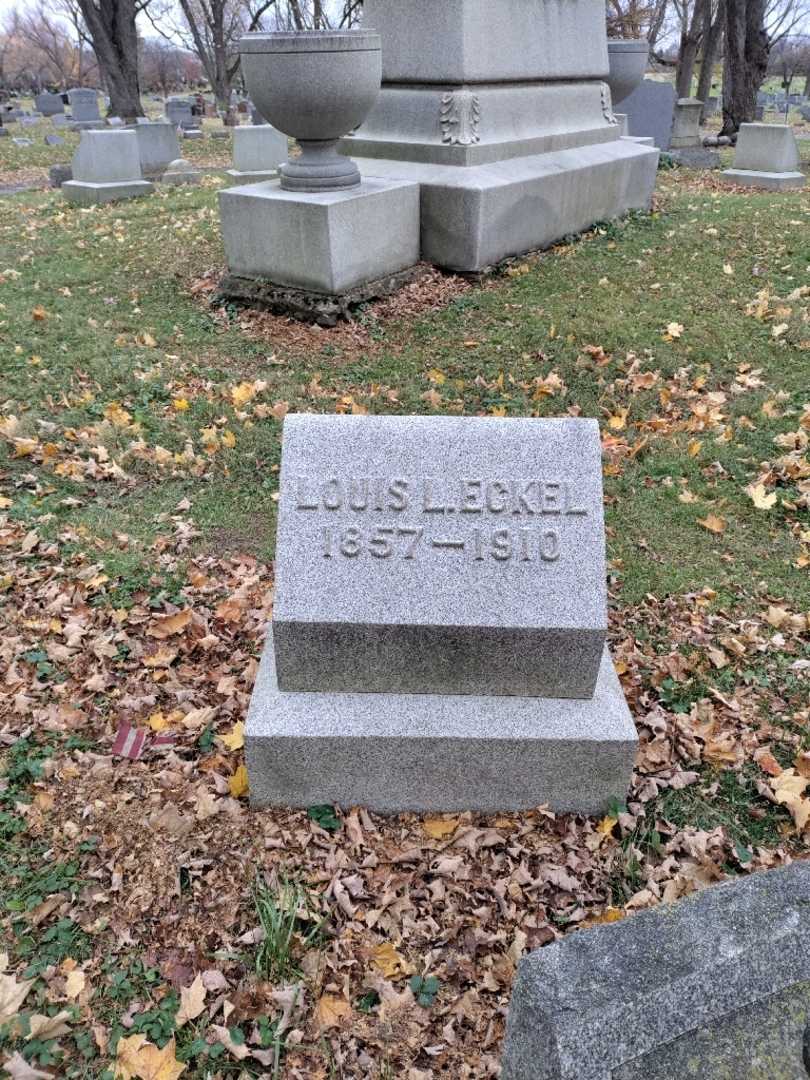 Louis L. Eckel's grave. Photo 2
