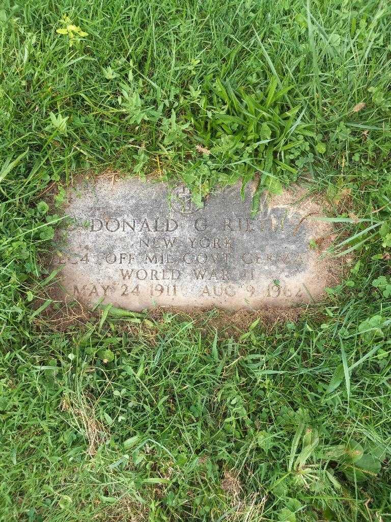 Donald G. Rieth's grave. Photo 2