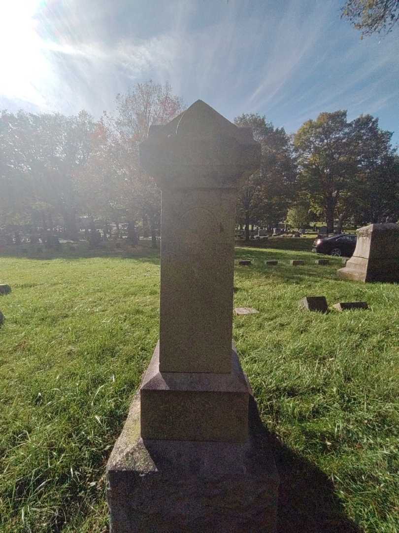 Frederick Heisner's grave. Photo 1