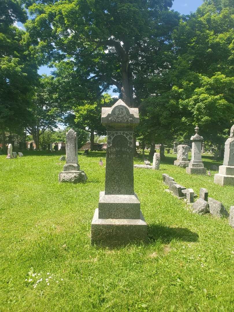 Frank Benz's grave. Photo 2