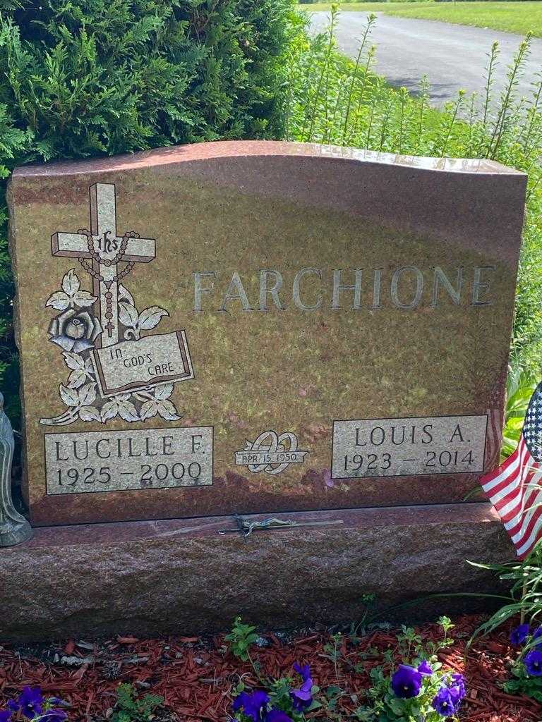 Louis A. Farchione's grave. Photo 3