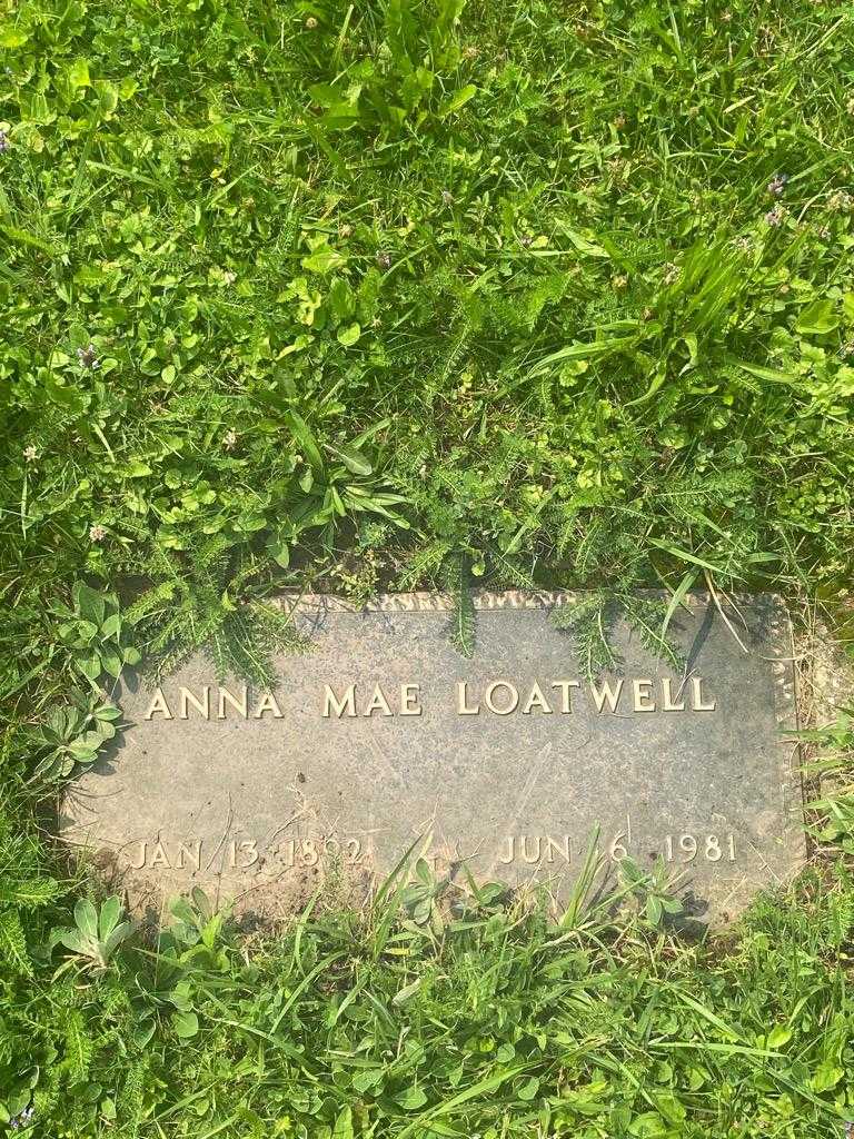 Anna Mae Loatwell's grave. Photo 3