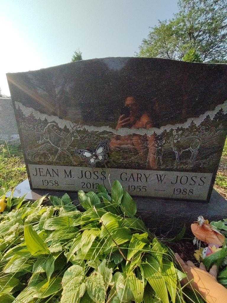 Jean M. Joss's grave. Photo 6