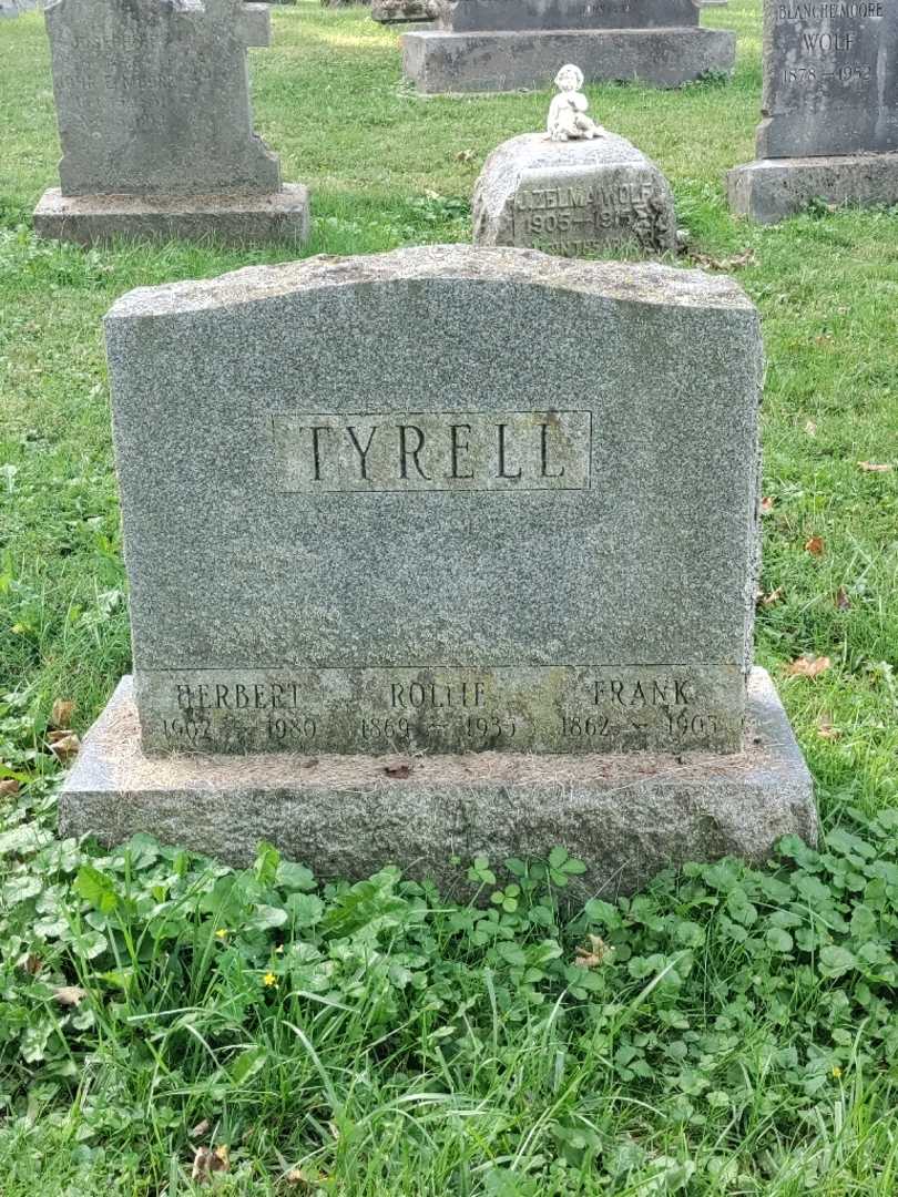 Herbert F. Tyrell's grave. Photo 3