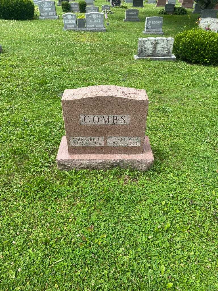 Earl W. Combs's grave. Photo 2