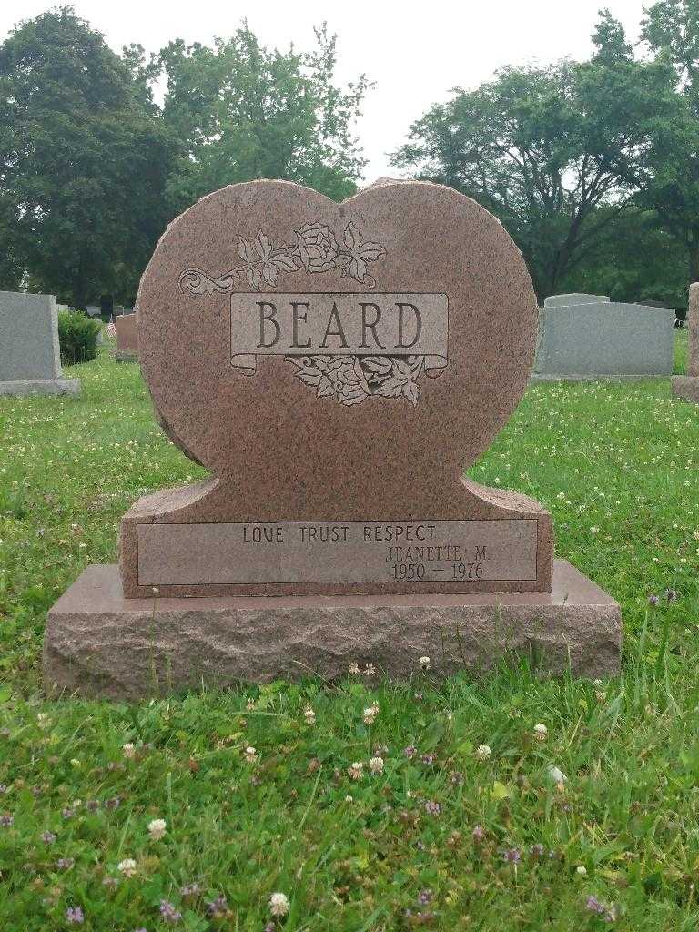 Jeanette M. Beard's grave. Photo 2