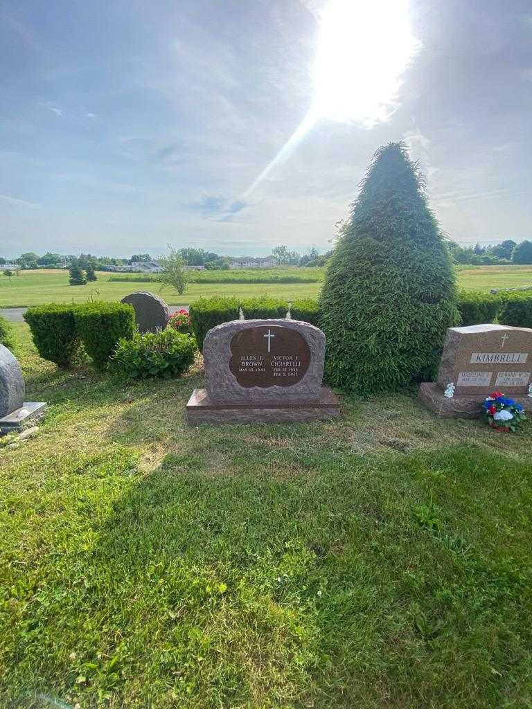 Victor F. Ciciarelli's grave. Photo 1