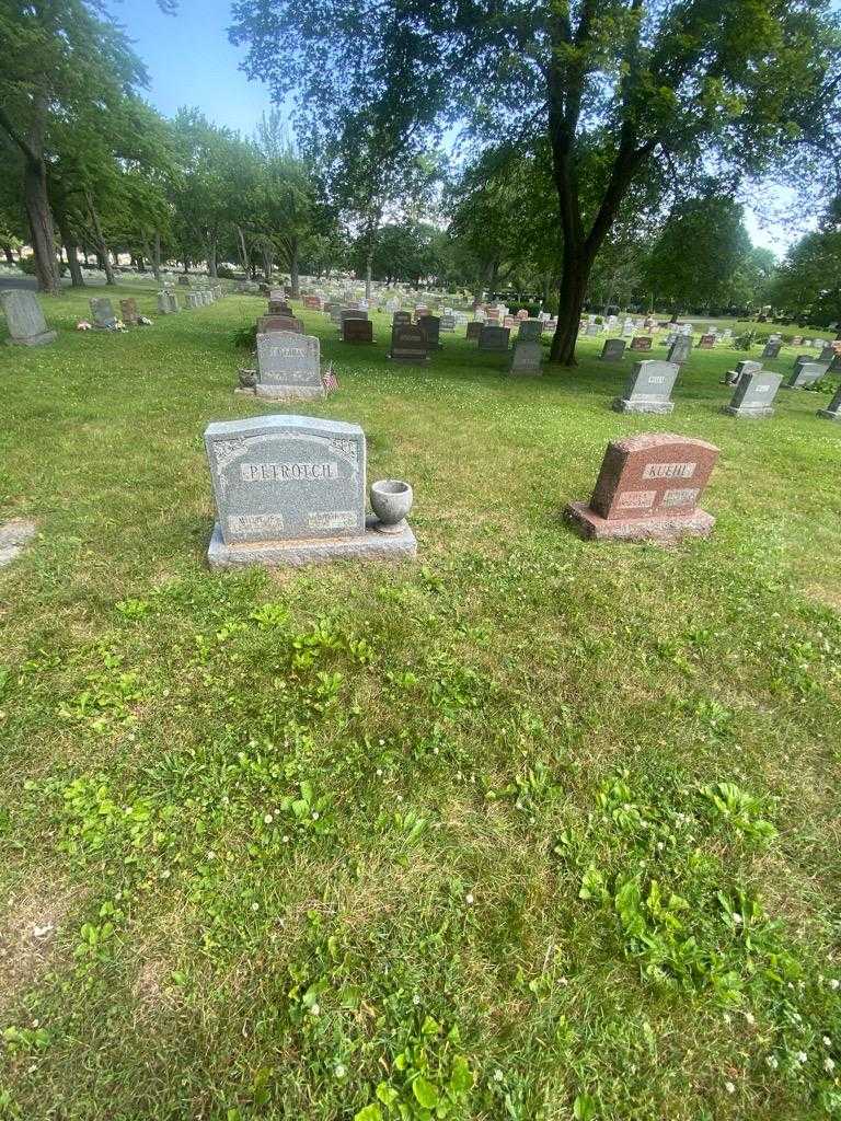 Millie C. Petrotch's grave. Photo 1