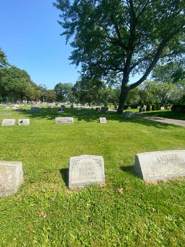 William F. Coleman's grave. Photo 1