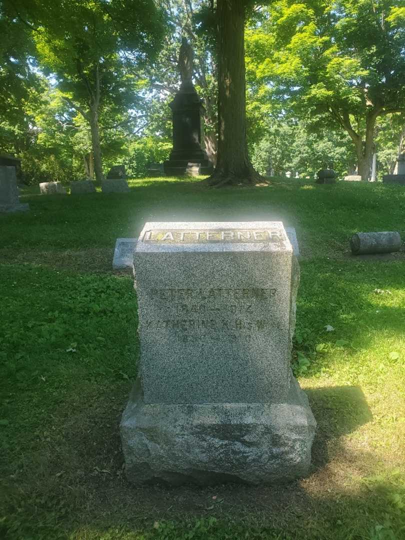 Peter Latterner's grave. Photo 2