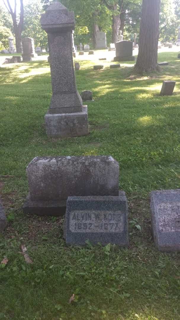 Alvin W. Korb's grave. Photo 2