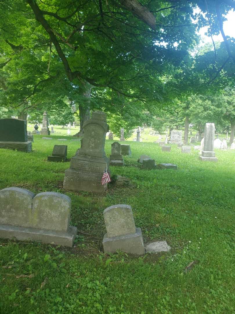 Elizabeth "Libbie" Sax's grave. Photo 1