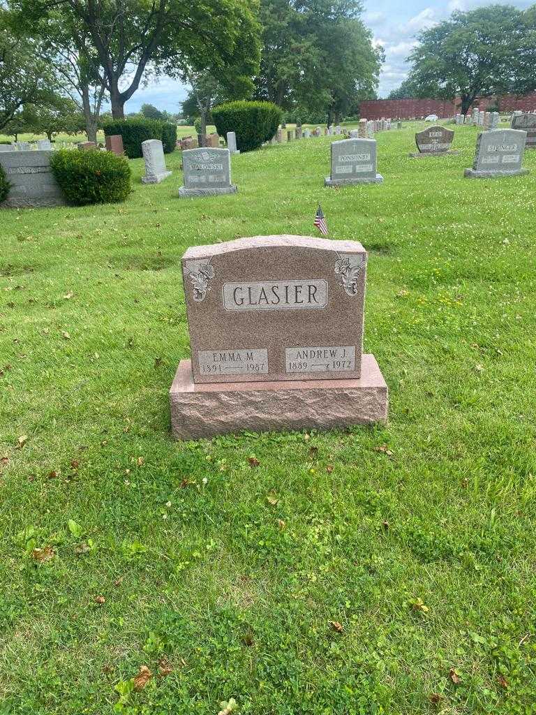 Emma M. Glasier's grave. Photo 2