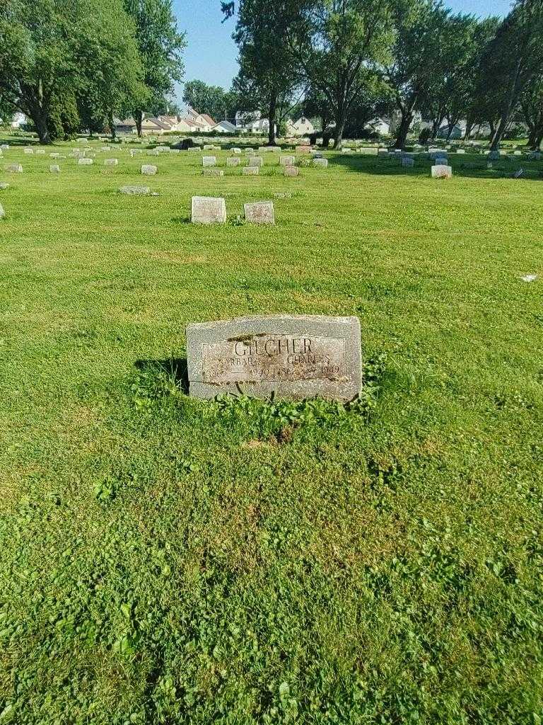 Barbara Gilcher's grave. Photo 1