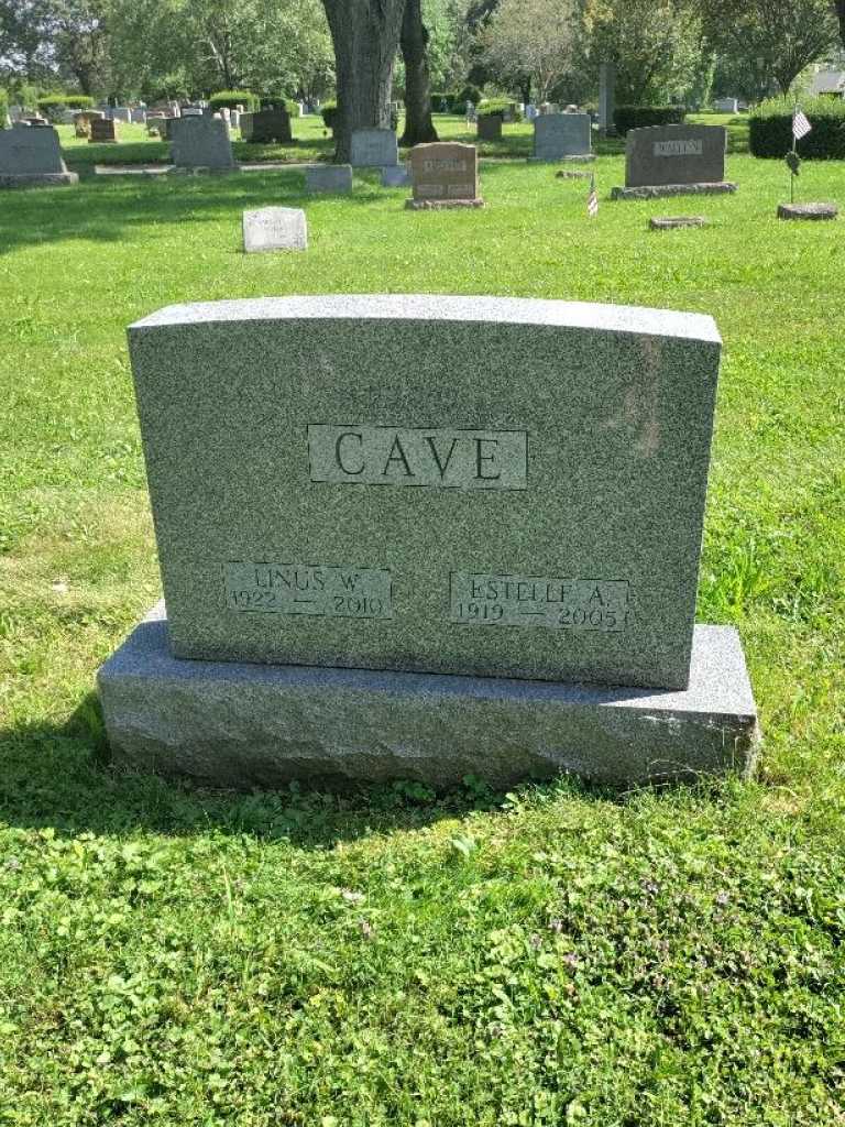 Estelle A. Cave's grave. Photo 3